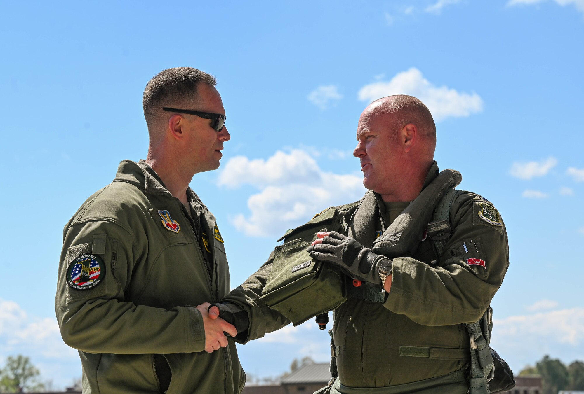 Two commanders greet