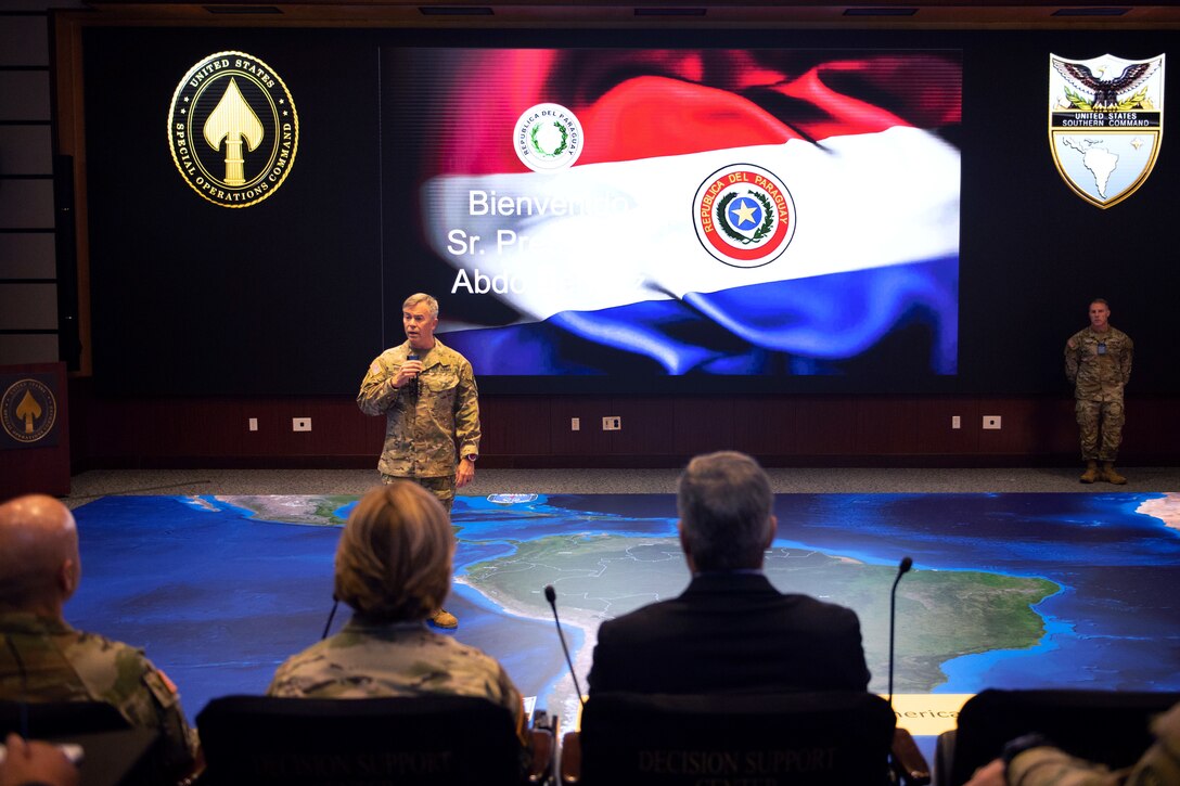Army Gen. Bryan Fenton, commander of U.S. Special Operations Command, briefs Paraguayan President Mario Abdo Benítez at SOCOM headquarters.