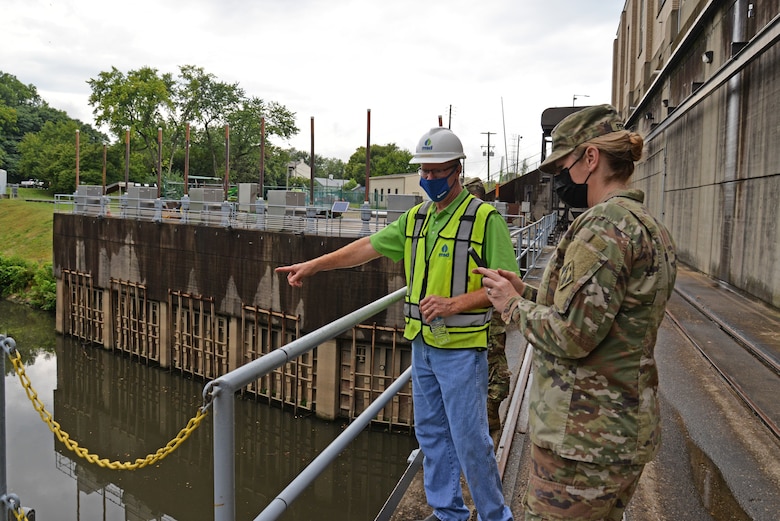 The Louisville and Jefferson County Metropolitan Sewer District, who serves as the non-federal sponsor for the Louisville Metro Flood Protection System Reconstruction Study, conducts a tour of the Beargrass Creek Pump Station in Louisville, Kentucky.