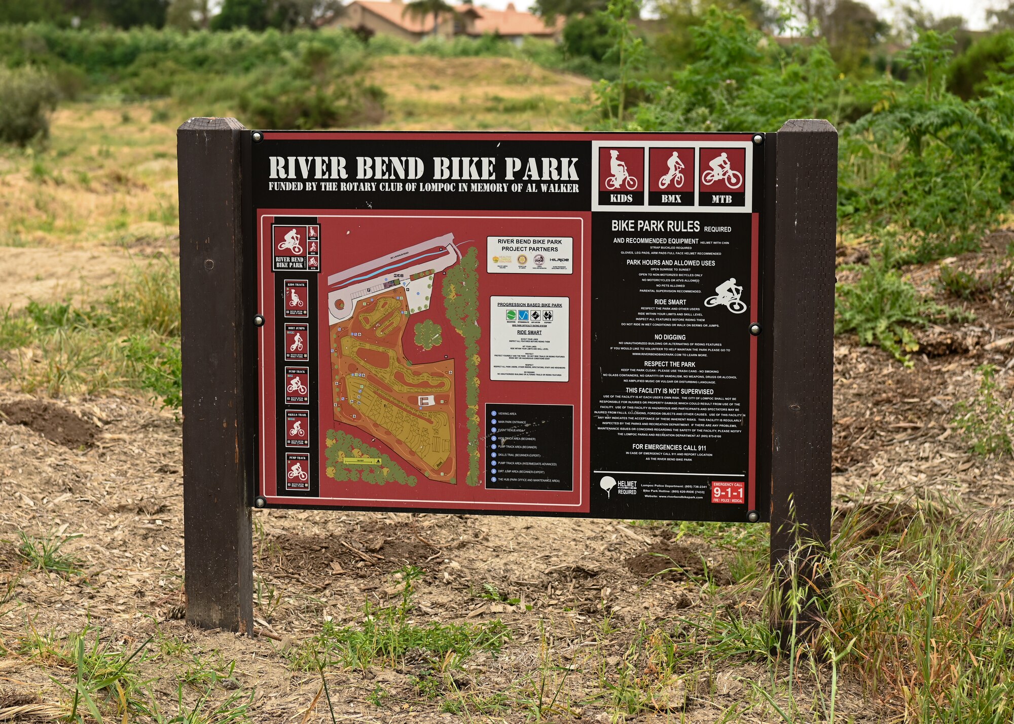 Members of Vandenberg's 30th Civil Engineer Squadron volunteered at the River Bend Bike Park in Lompoc, Calif., April 28, 2023. To volunteer for clean-up at the park, email Dave Baker at riverbendbikeandpark@gmail.com. (U.S. Space Force by Senior Airman Tiarra Sibley)