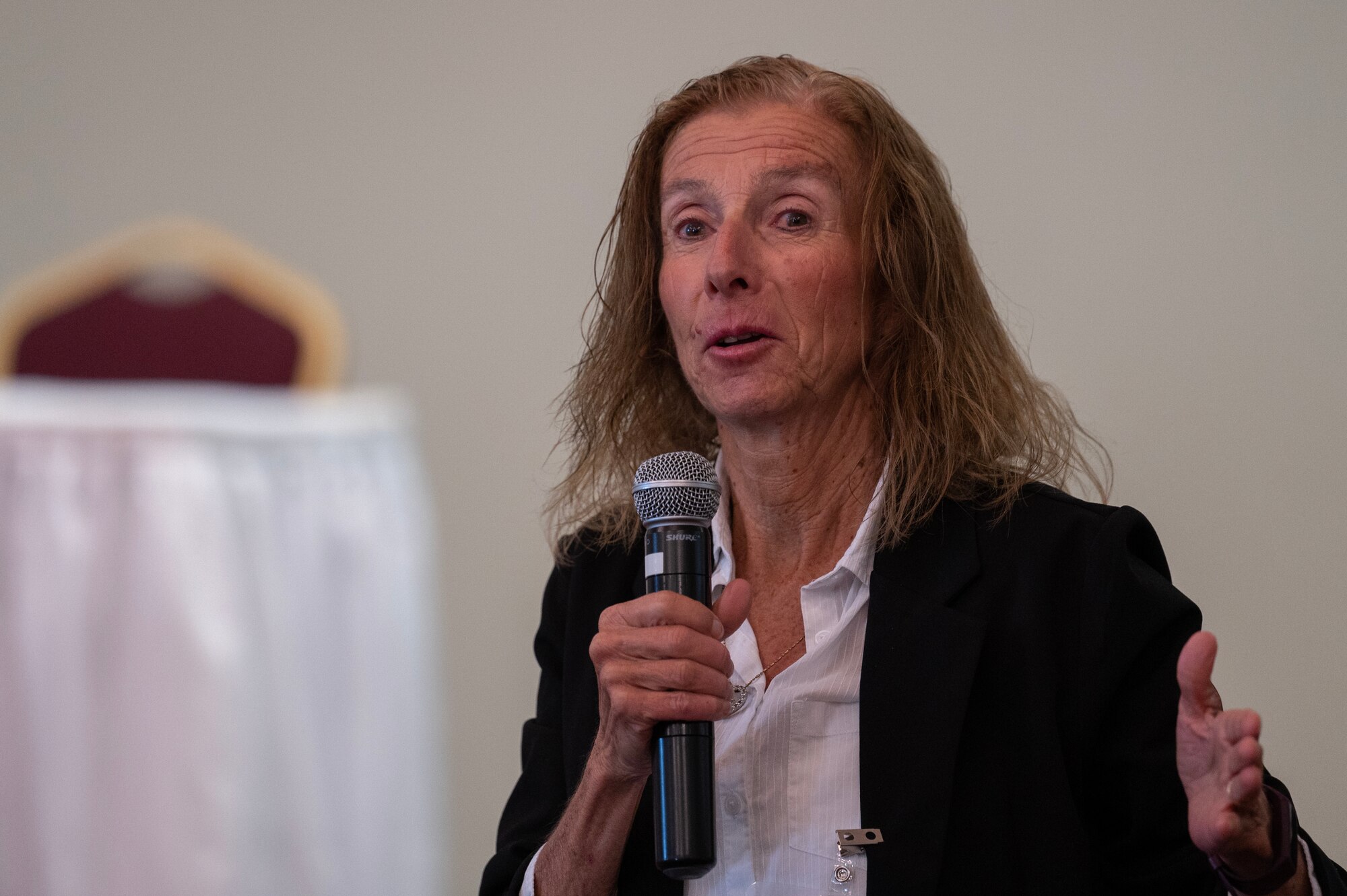 A woman speaks at a digital engineering workshop