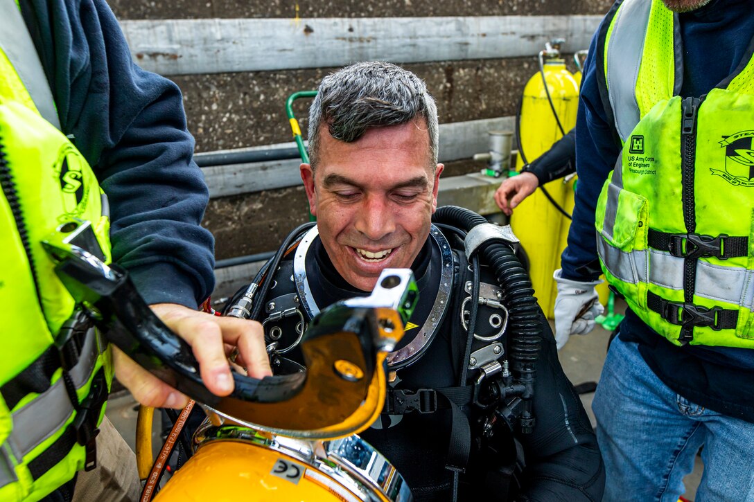 Divers at Braddock Locks and Dam