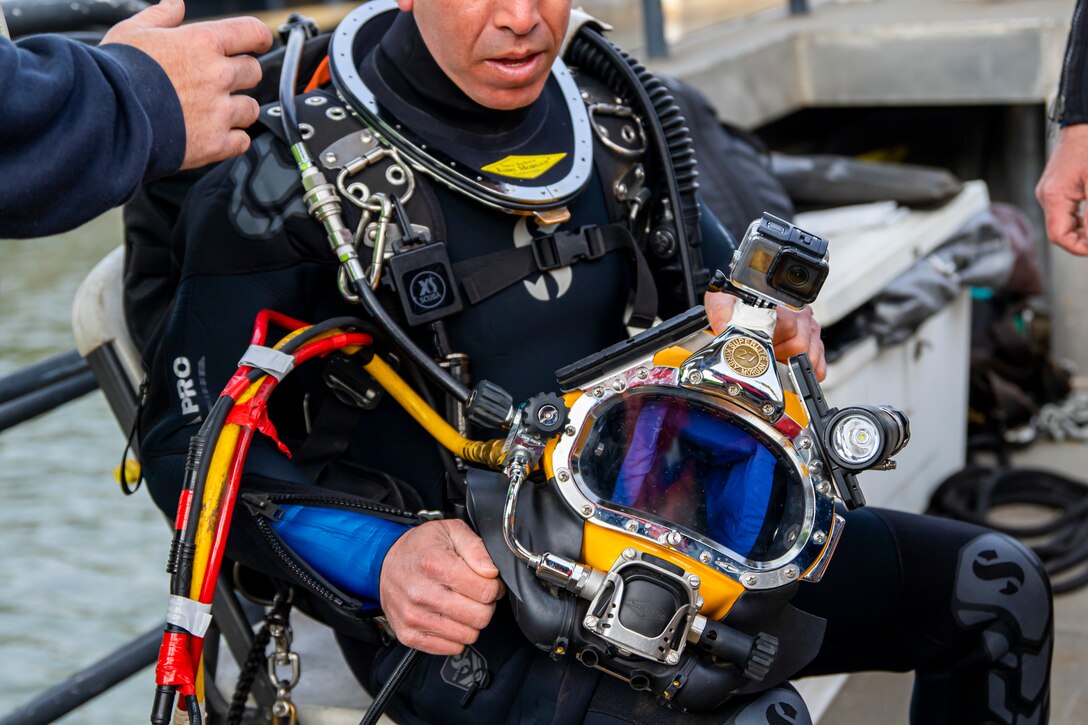 Divers at Braddock Locks and Dam