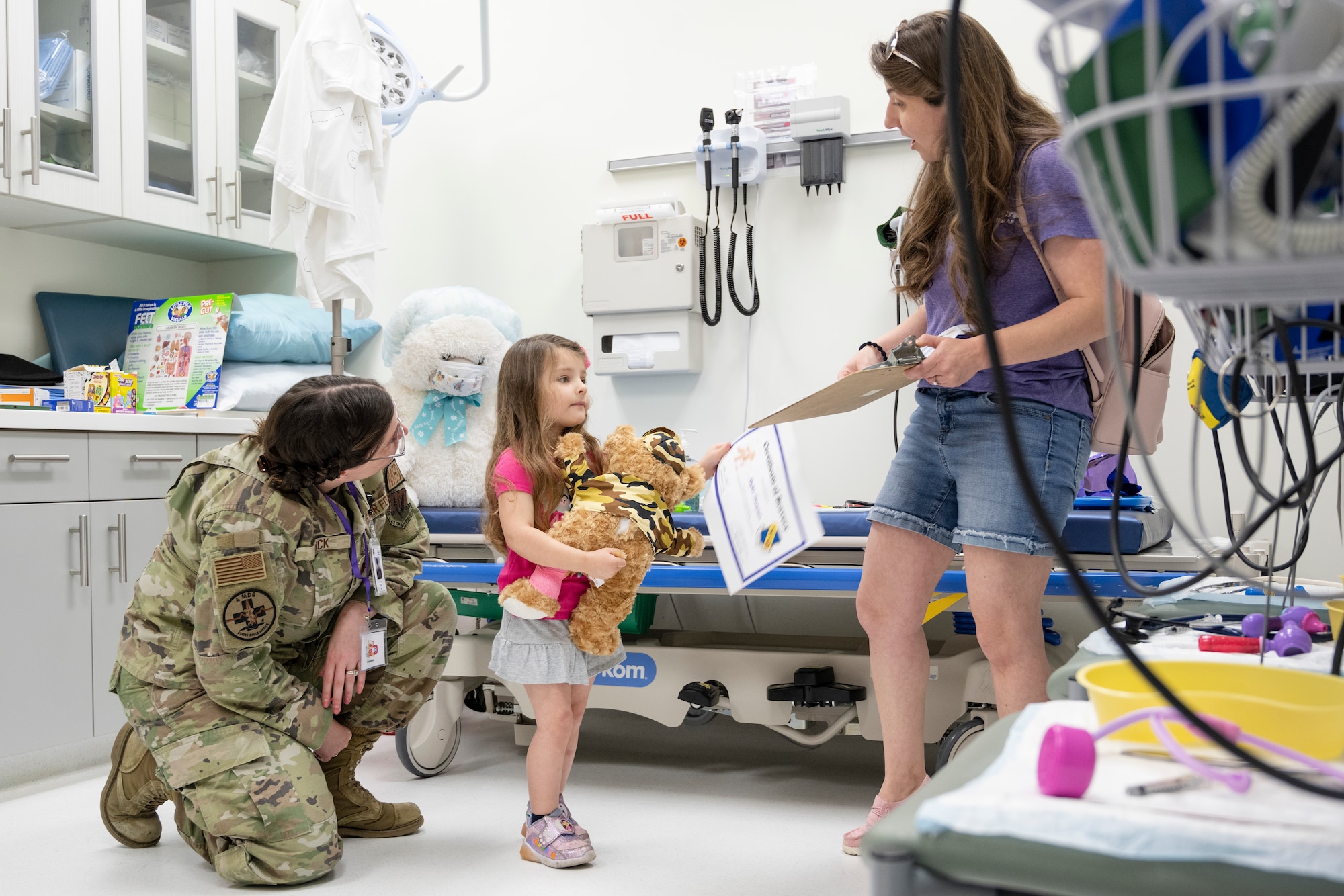April is designated Month of the Military Child as a way to thank military children for the role they play in the armed forces community. (U.S. Air Force photo by
Senior Airman Kylie Barrow)