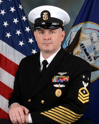 Official studio portrait of Command Master Chief Michael Knott, Jr., Command Master Chief, USS Fort Lauderdale (LPD 28)