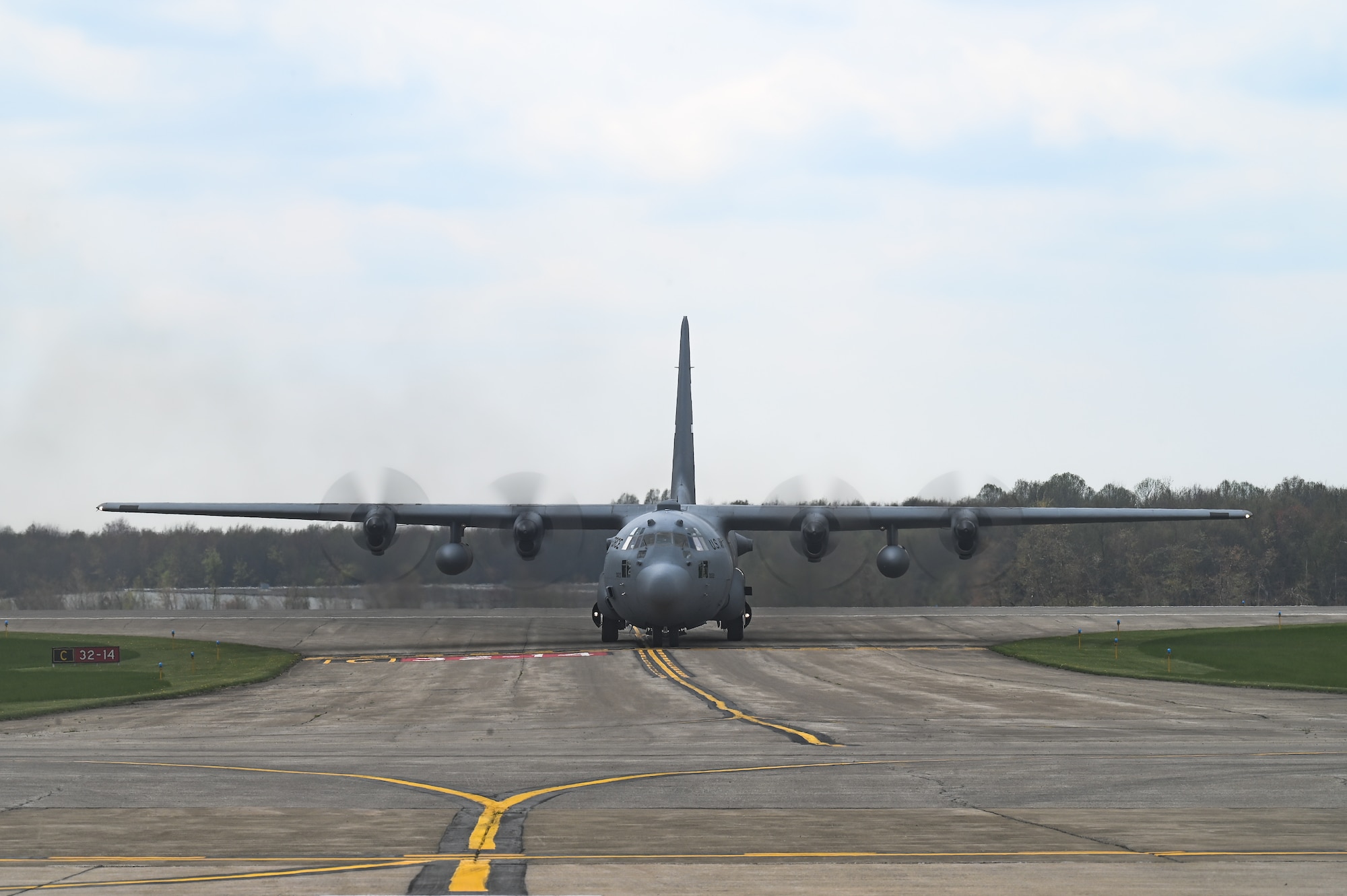 A C-130H Hercules aircraft assigned to the 910th Airlift Wing taxis on April 25, 2023, at Youngstown Air Reserve Station, Ohio.