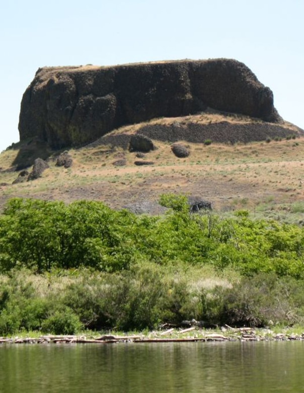 Lower Monumental was given the name of a local landmark, in this case, one of the basalt “monuments” common to the region. “Monumental Rock” was formerly named “Ship Rock” by Lewis and Clark.