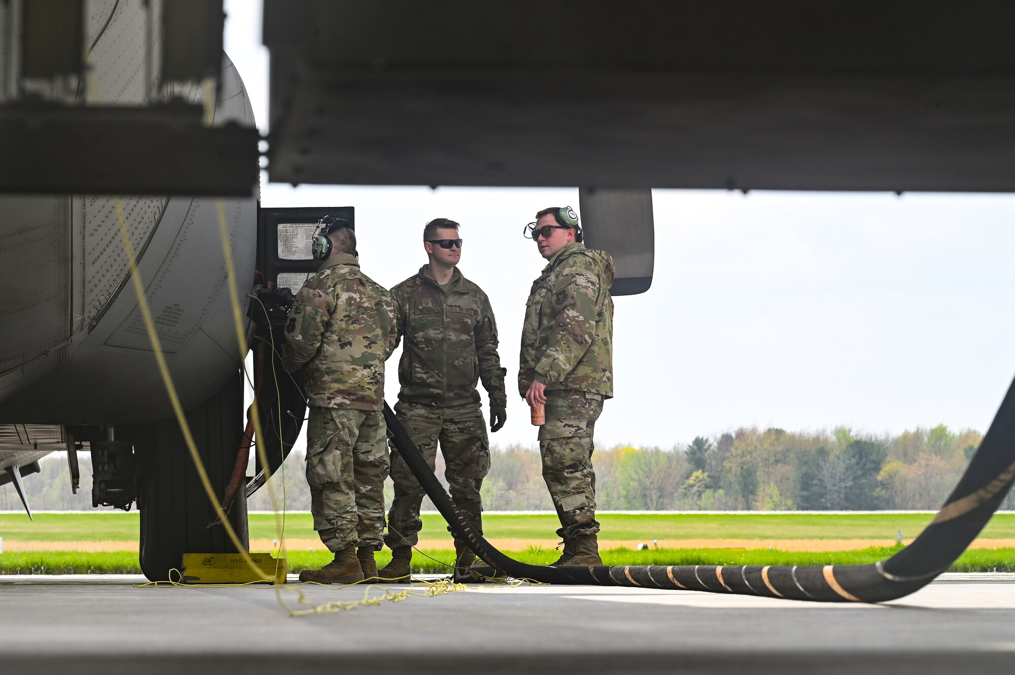 Reserve Citizen Airmen assigned to the 910th Airlift Wing refuel a C-130H Hercules aircraft on April 25, 2023, at Youngstown Air Reserve Station, Ohio.