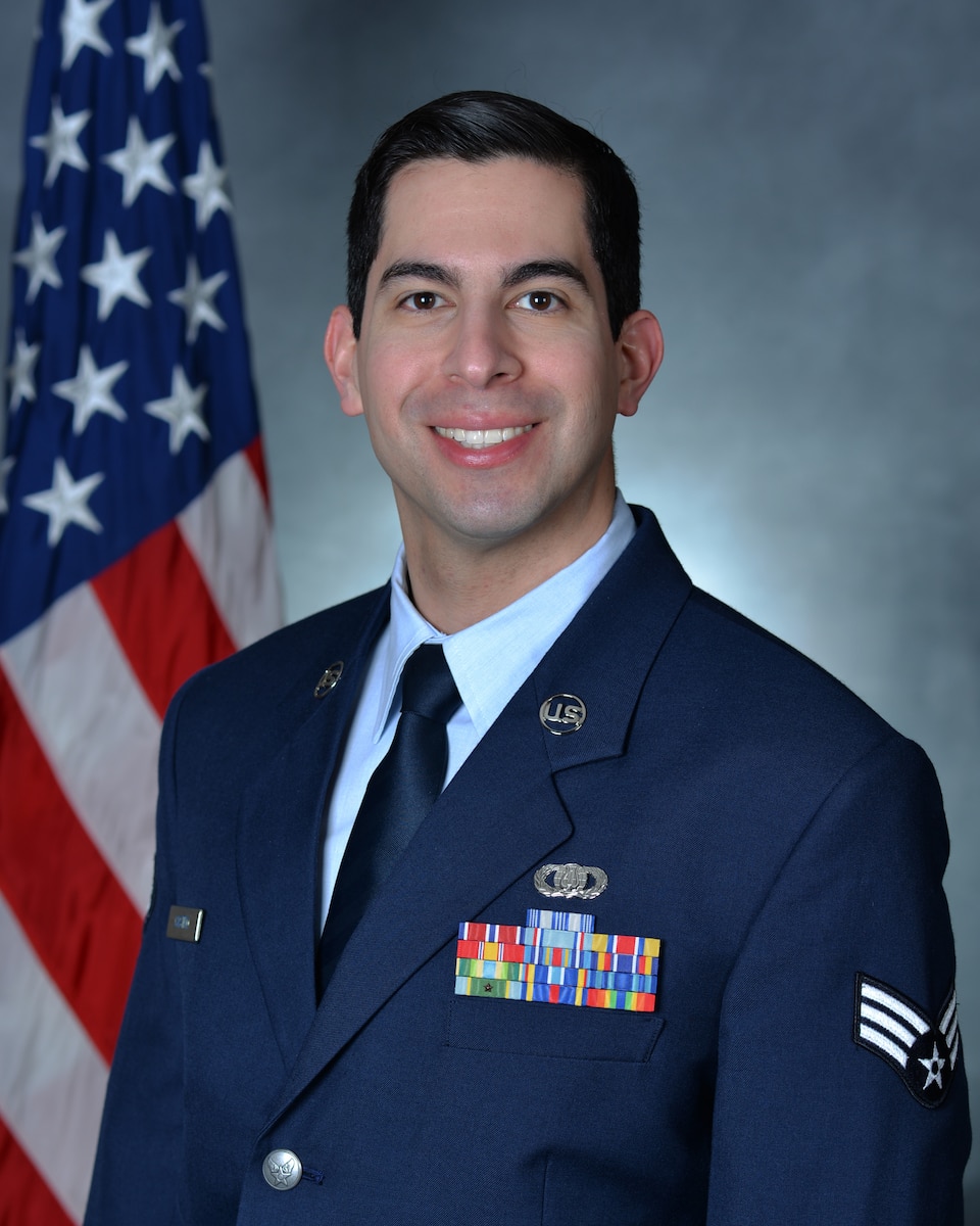 Official Air Force Photo of Phillip Castro
