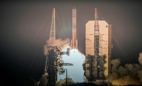 Air Force’s 10th Wideband Global SATCOM communications satellite, atop United Launch Alliance’s Delta IV rocket, lifts off from Space Launch Complex 37B at Cape Canaveral Air Force Station, Florida, March 15, 2019 (U.S. Air Force/Van Ha)