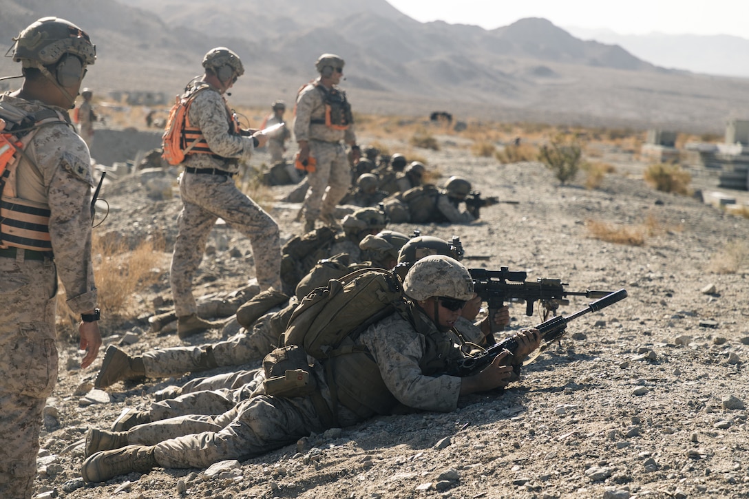 US Marines fire at targets in the desert