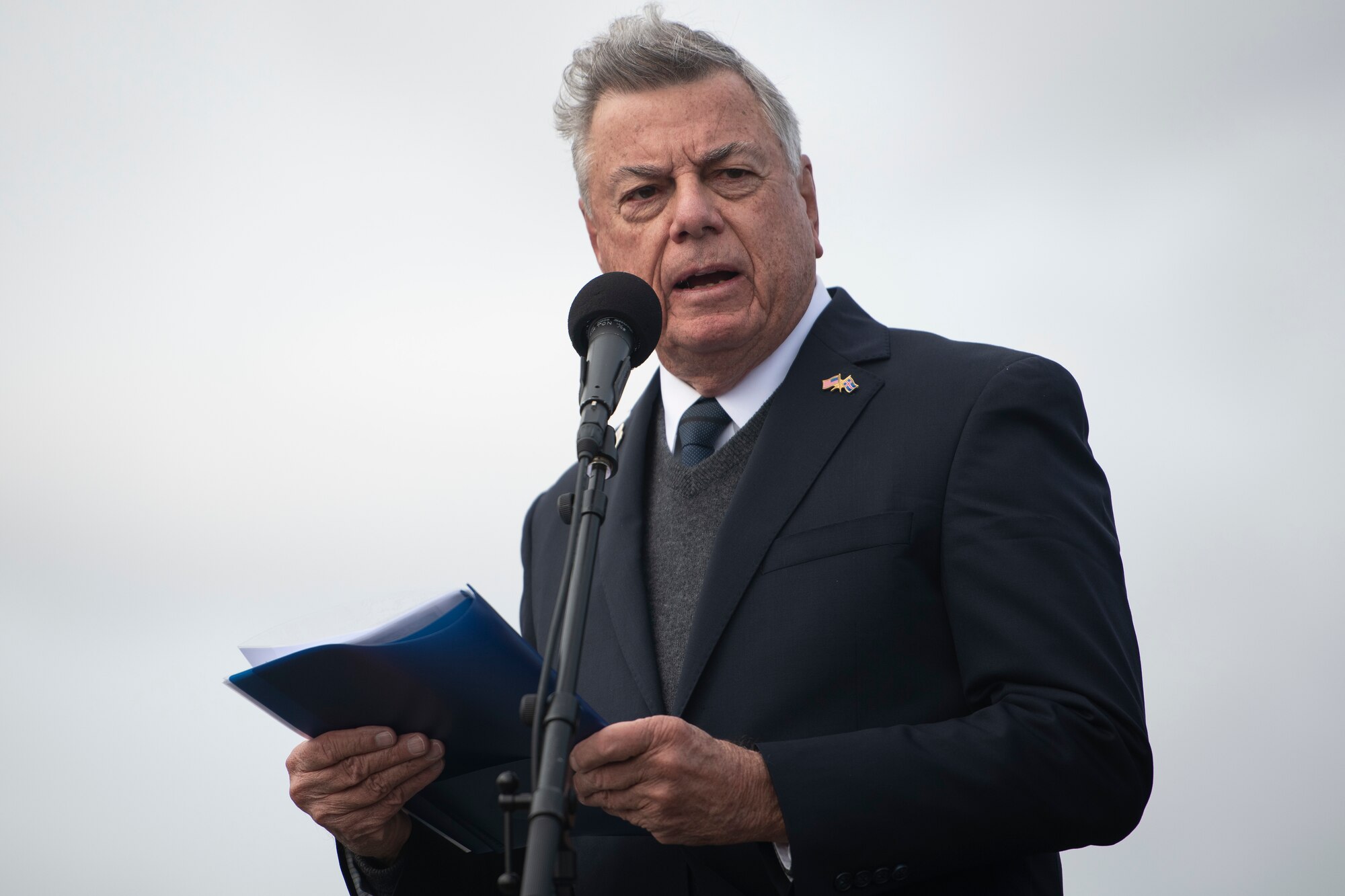 Icelandic, US citizens honor World War II bomber crew with ceremony