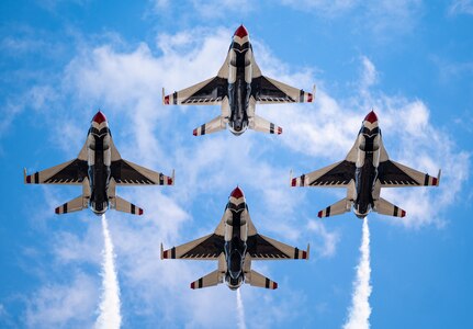 Jets fly in formation.