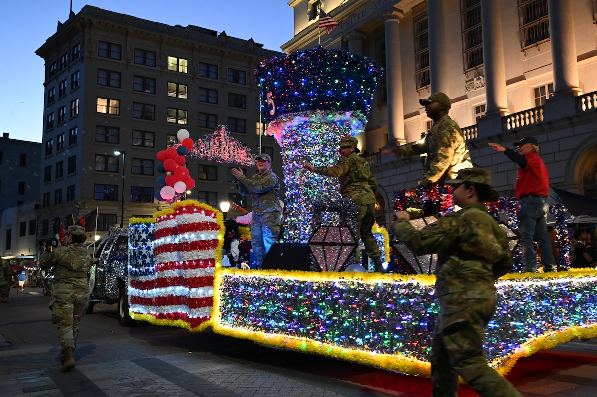 JBSA Reserve Citizen Airmen participates in 2023 Fiesta Flambeau Parade