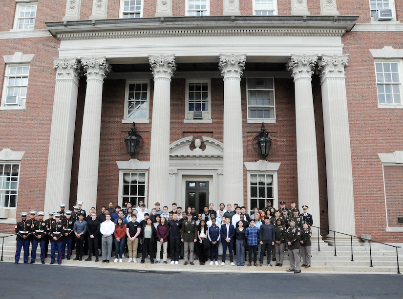 Army Reserve senior leader helps Our Community Salutes, Fairleigh Dickinson University welcome enlistees