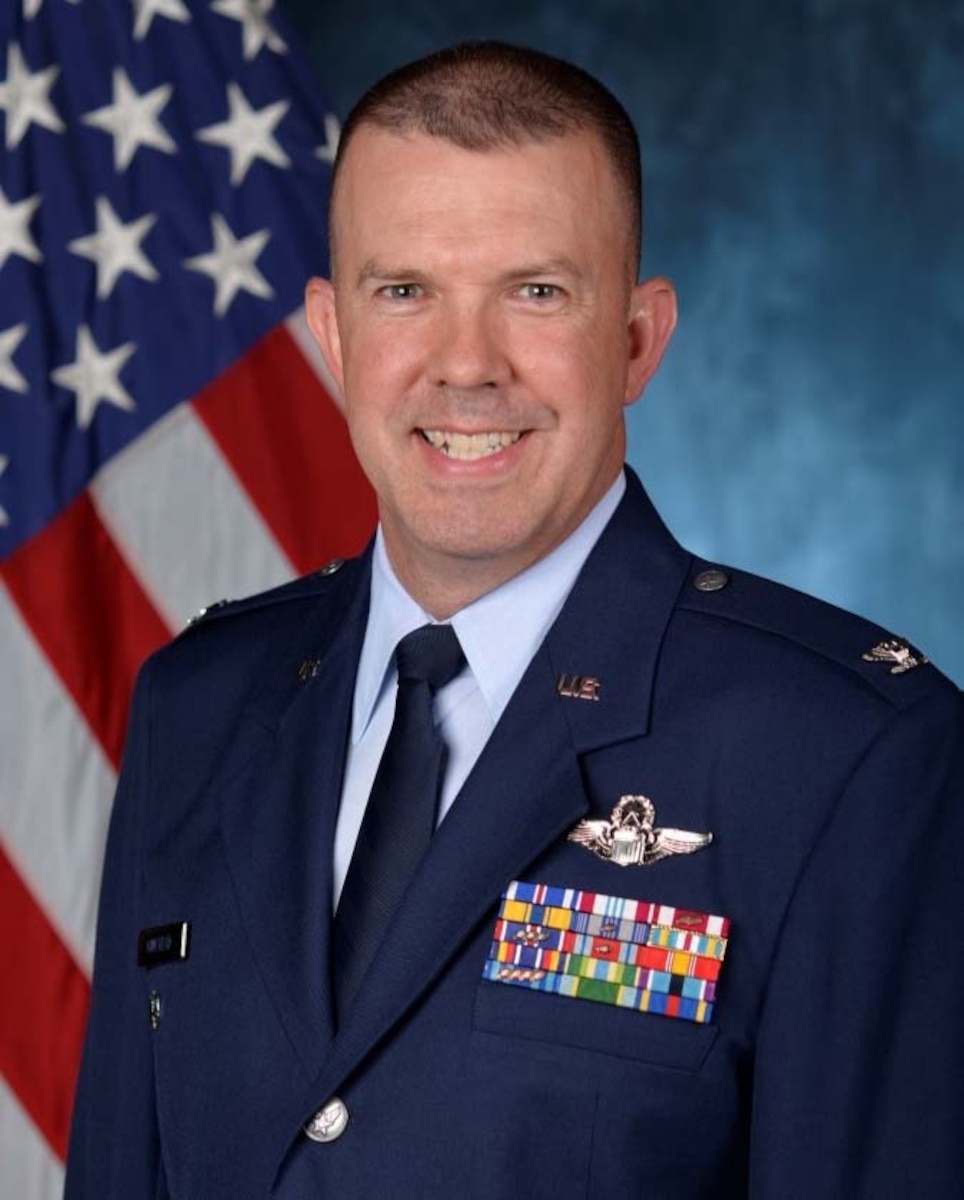 Colonel Patrick C. Winstead serves as the Vice Commander, 18th Air Force, Scott Air Force Base, Illinois.  As Air Mobility Command’s sole numbered air force, 18th Air Force is responsible for providing forces to execute rapid, global mobility and sustainment for American’s armed forces through airlift, aerial refueling, aeromedical evacuation, and air mobility support. With approximately 36,000 Airmen and approximately 400 aircraft, 18th Air Force manages the global air mobility enterprise through 12 wings and one direct reporting unit.