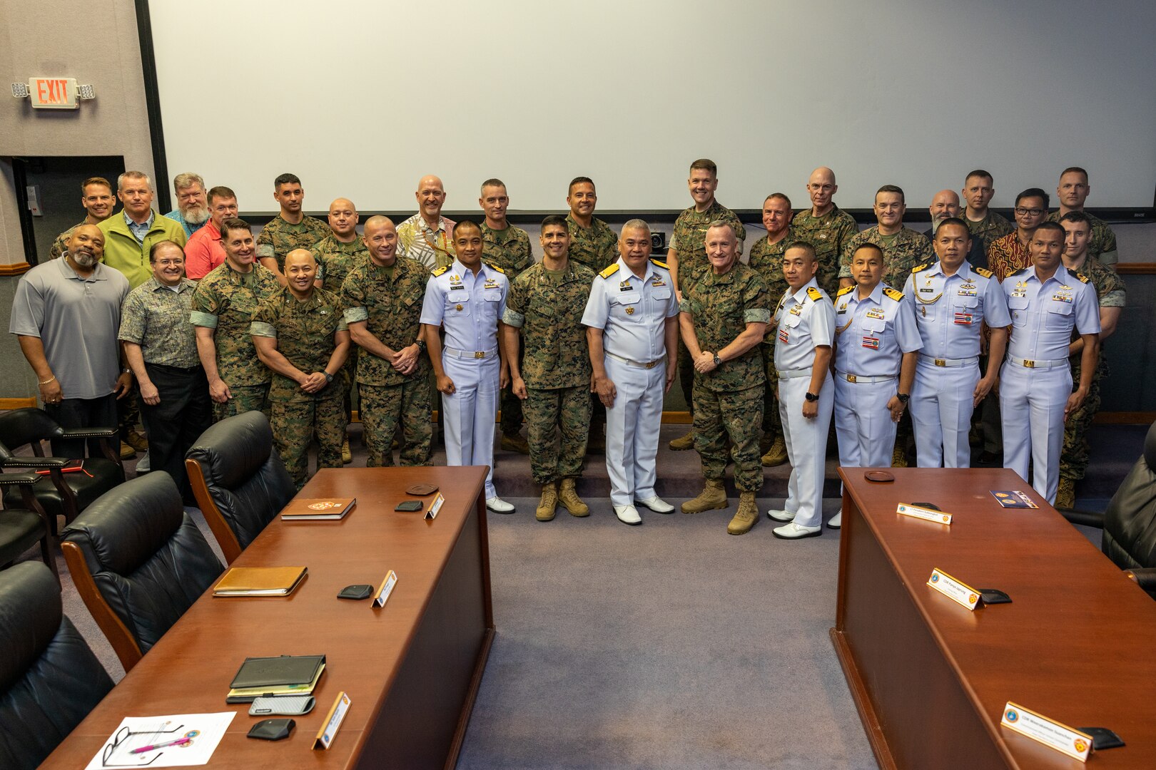 MARFORPAC Hosts Royal Thai Marine Corps For Talks
