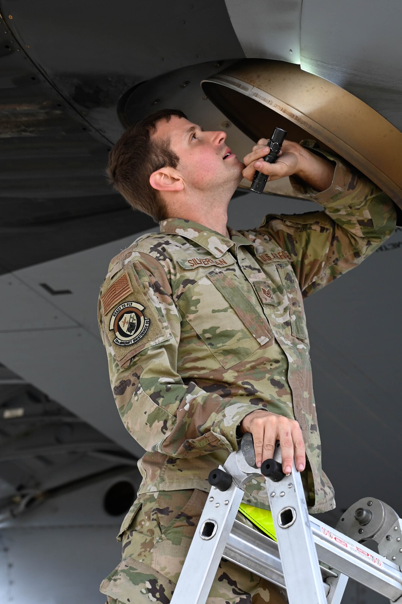 Airmen conduct pre flight operations during excercise Green Flag Little Rock 23-07