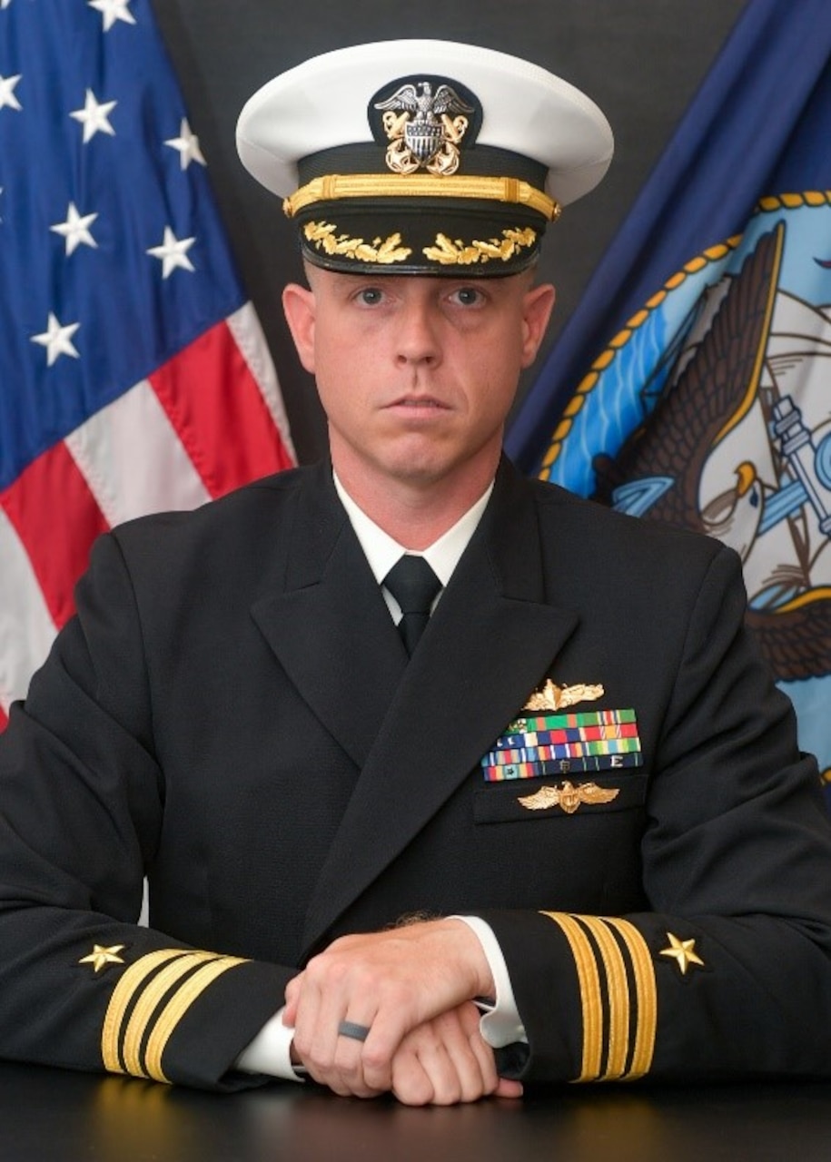 Official studio photo of Cmdr. Andrew Dietzel, Executive Officer, USS Fort Lauderdale (LPD-28)