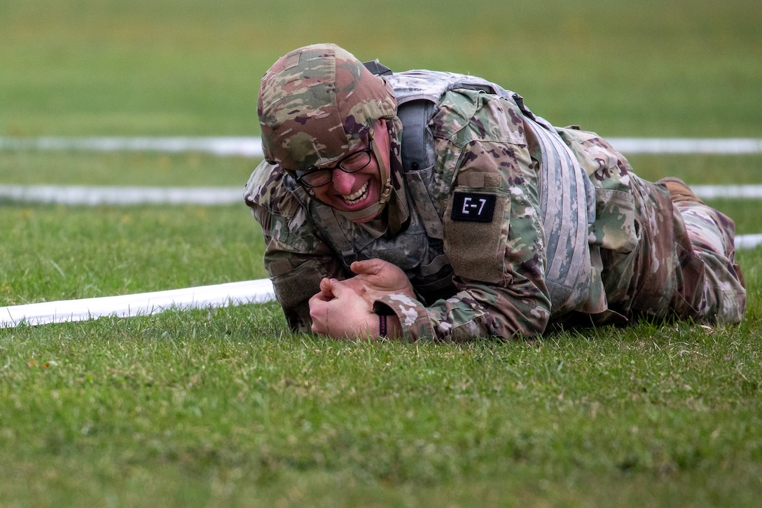 eight-soldiers-receive-expert-field-medical-badges-in-3rd-annual-usar