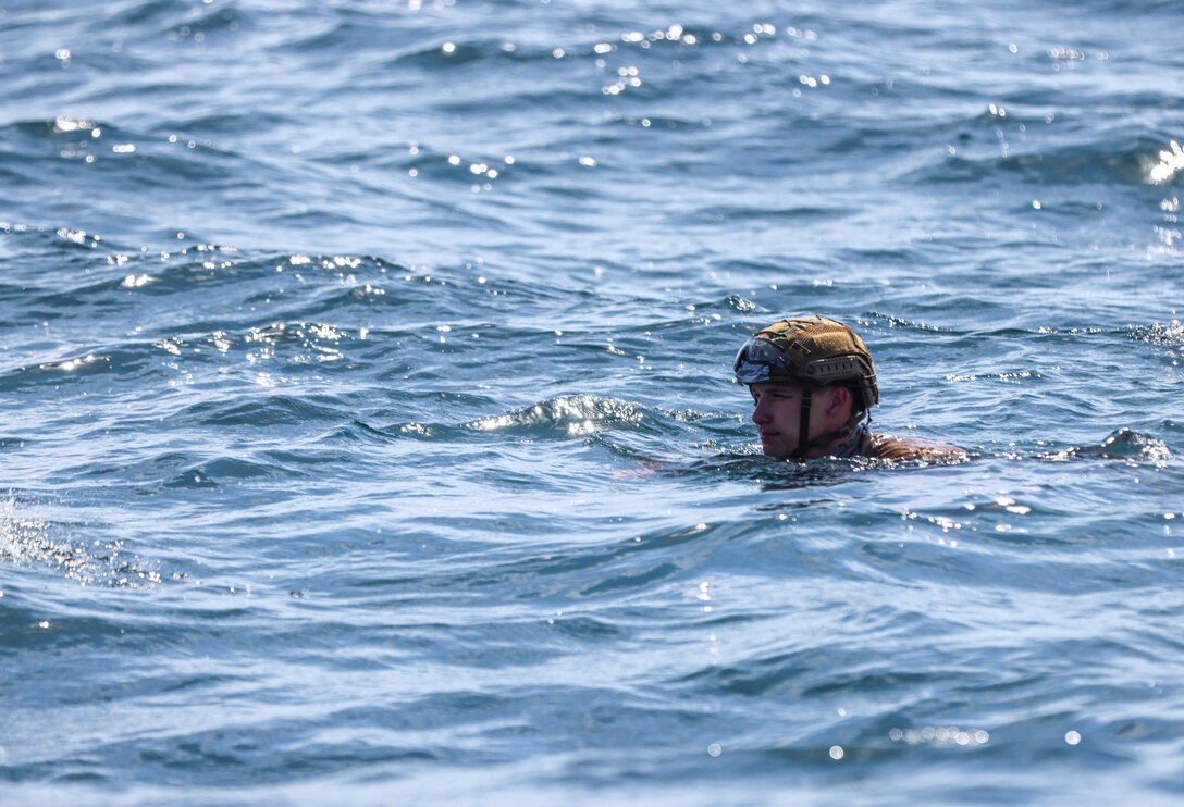 This training supports 1st Recon's mission to conduct reconnaissance and surveillance in an amphibious environment in support of the division’s operations. (U.S. Marine Corps photo by Cpl. Aidan Hekker)