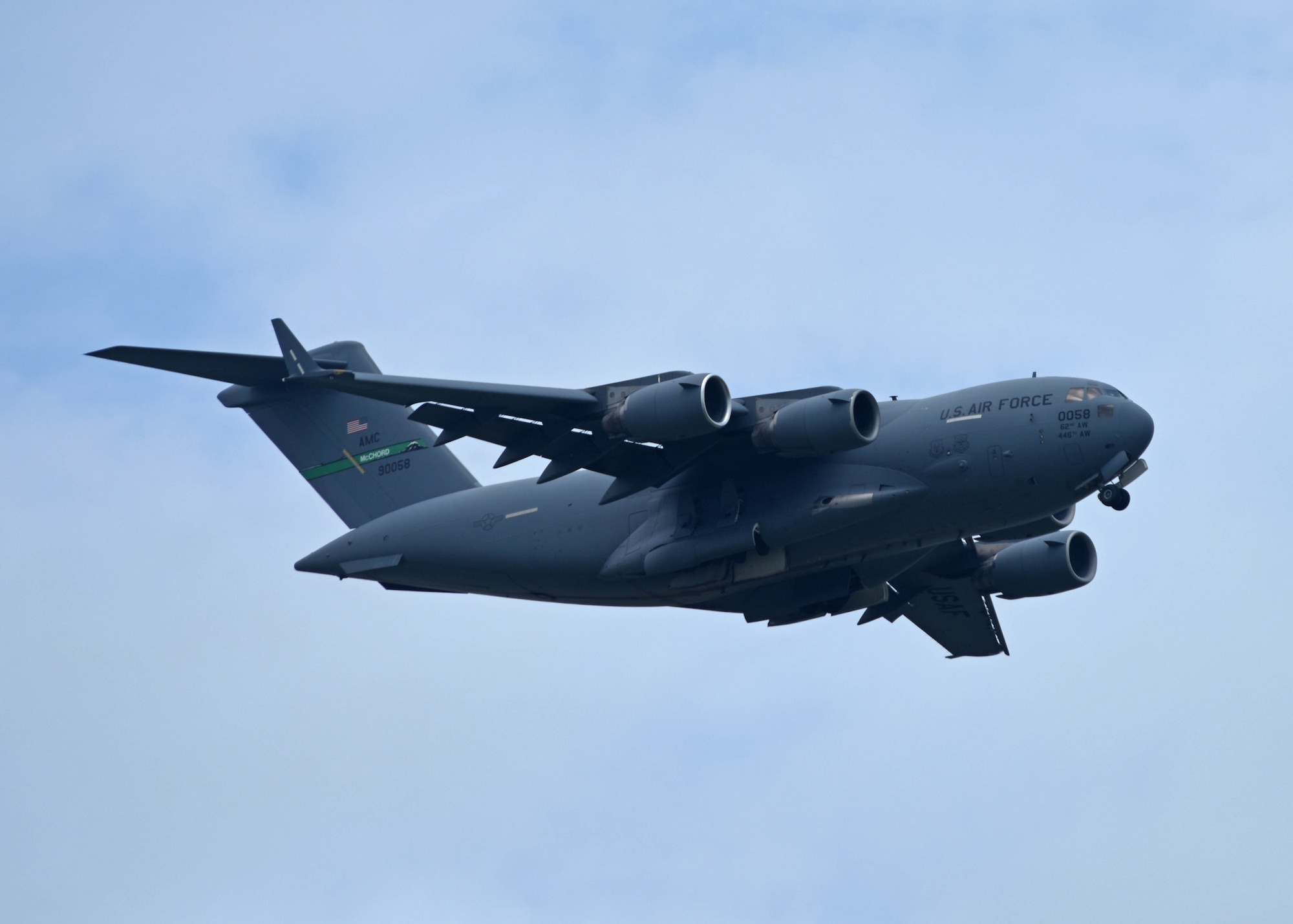 C-17 West Coast Demo Team kicks off Airshow Season > Team