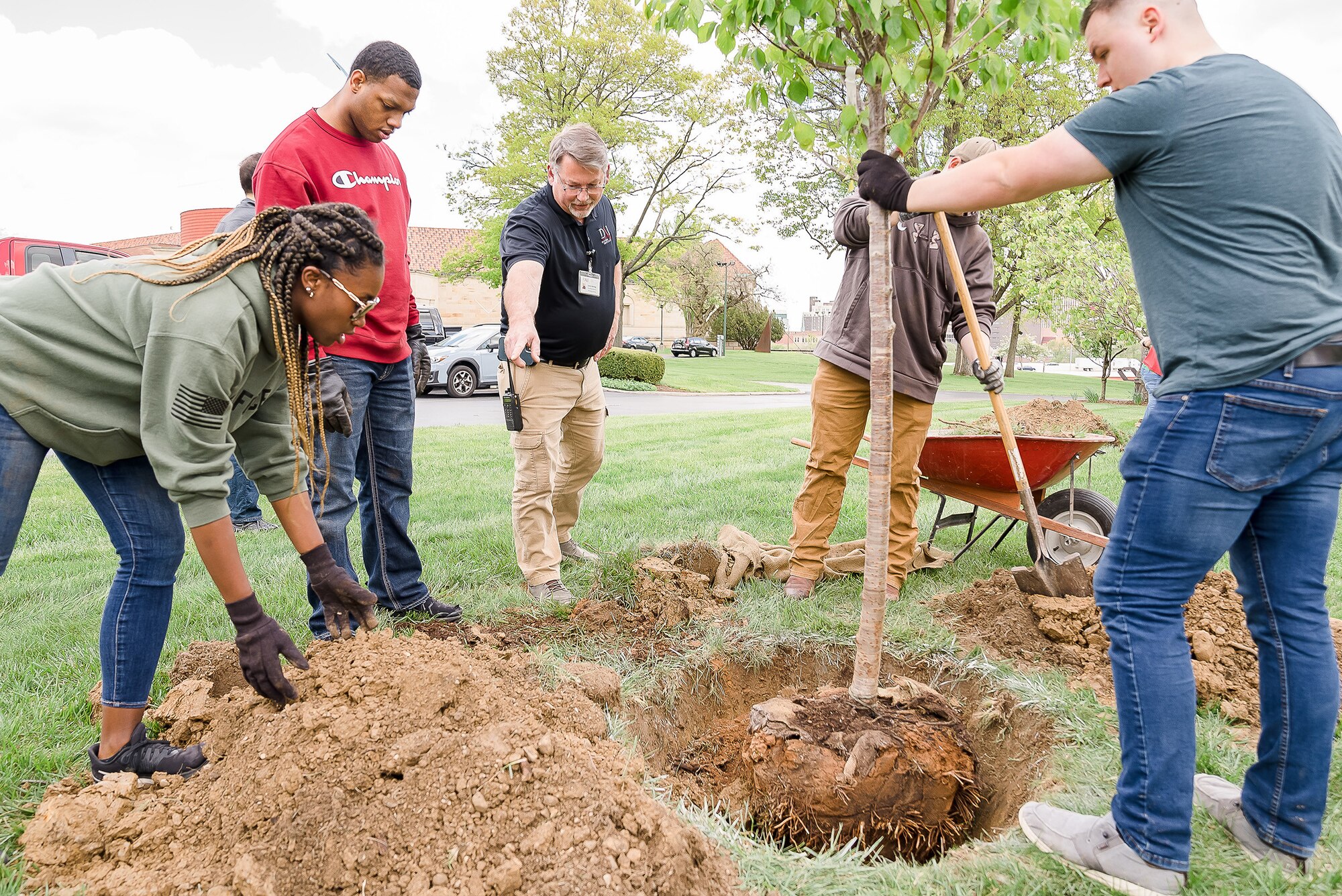 Reserve Citizen Airmen from the 14th Intelligence Squadron contributed to Operation 2000 Cherry Trees through collaboration with the unit’s Honorary Commander, Mr. Michael Roediger, the Director and Chief Executive Officer for the Dayton Art Institute, May 4, 2023. The 45 men and women of the 14 IS devoted an afternoon in support of the project and the DAI by planting and landscaping trees.