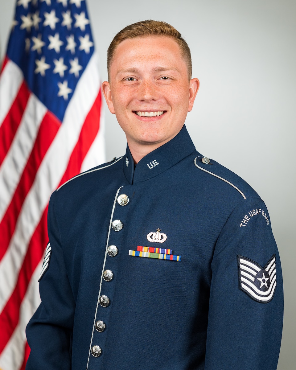 Benton Felty Bio Photo