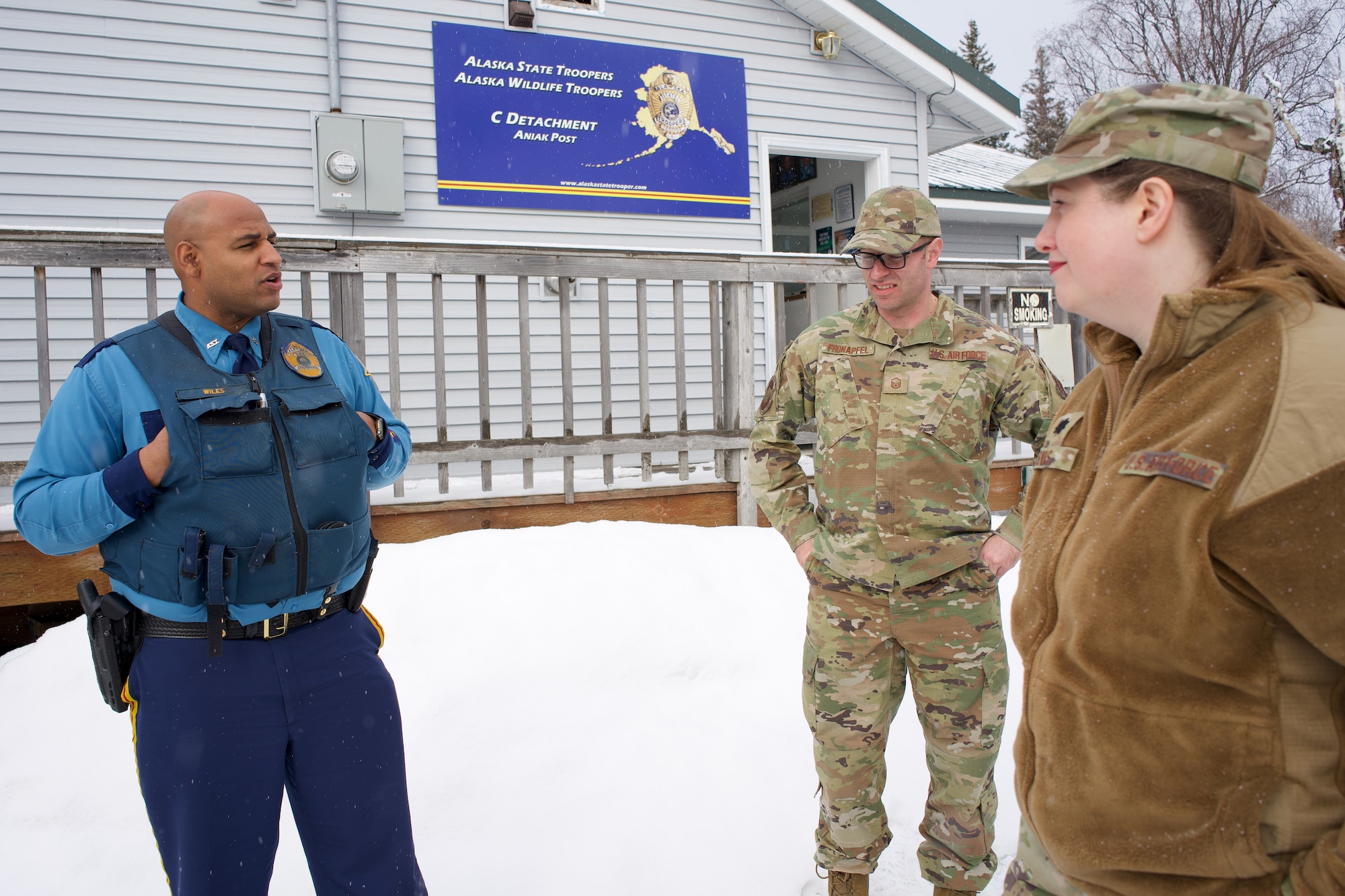 Alaska National Guard partners with tribal consortium to recruit in Aniak