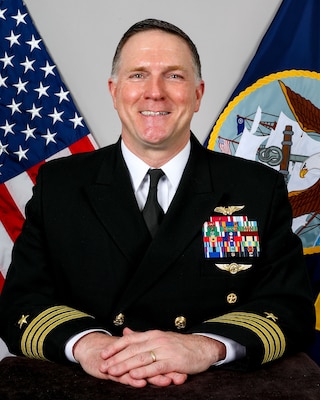 Mattingly Assumes Command of NSTC > Naval Education and Training ...