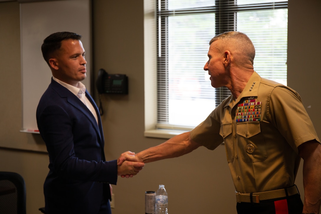 Command Members of the 8th Marine Corps District (8MCD), welcome U.S. Marine Corps Gen. Eric Smith, The Assistant Commandant of the Marine Corps (ACMC), at Naval Air Station Joint Reserve Base Fort Worth, Texas on May 18, 2023. Smith visited the 8MCD during a planned Site Visit and had the opportunity to speak with command members of each recruiting station in the 8MCD.