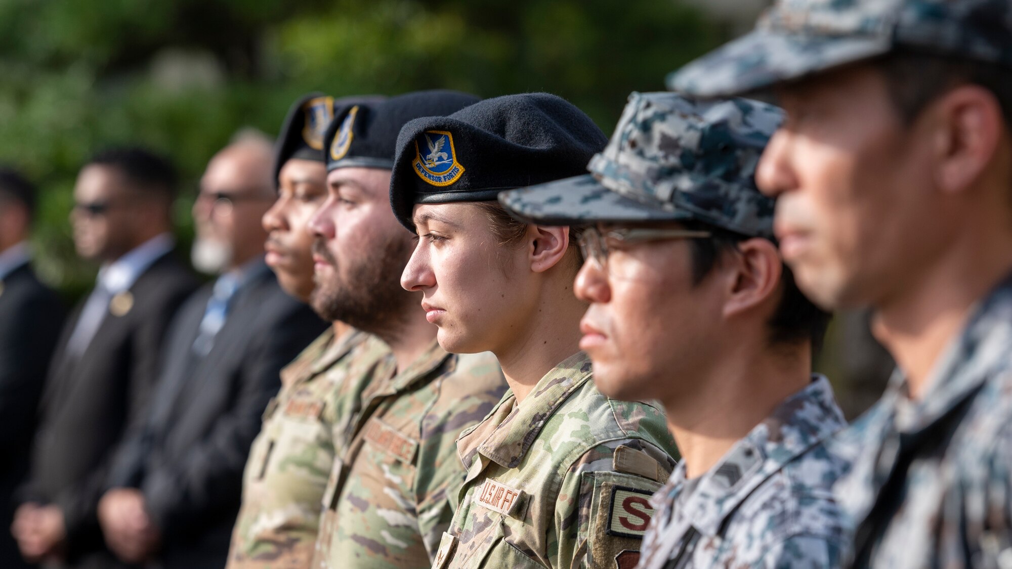soldiers standing in a line