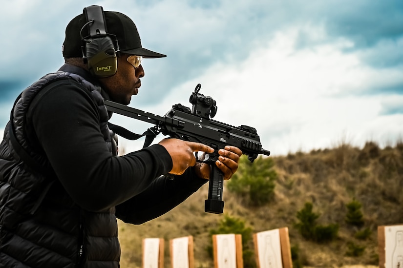 U.S. Army Reserve Criminal Investigation Division Special Agents participate in their annual training ‘Guardian Shield’ during May, 2023, at Joint Base McGuire-Dix-Lakehurst, N.J. CID is made up of professional, federal law enforcement officers who investigate felony crimes. CID Special Agents are commonly in suits and plain clothes as they conduct their investigations. Military Police officers are uniformed officers who may perform traffic duties on base, law and order policing, or detainee and detention operations abroad. Annual trainings like GS23 are essential to mission success not only for classroom and weapons qualifications, but also for agents to network and leverage experience from multiple law enforcement backgrounds.