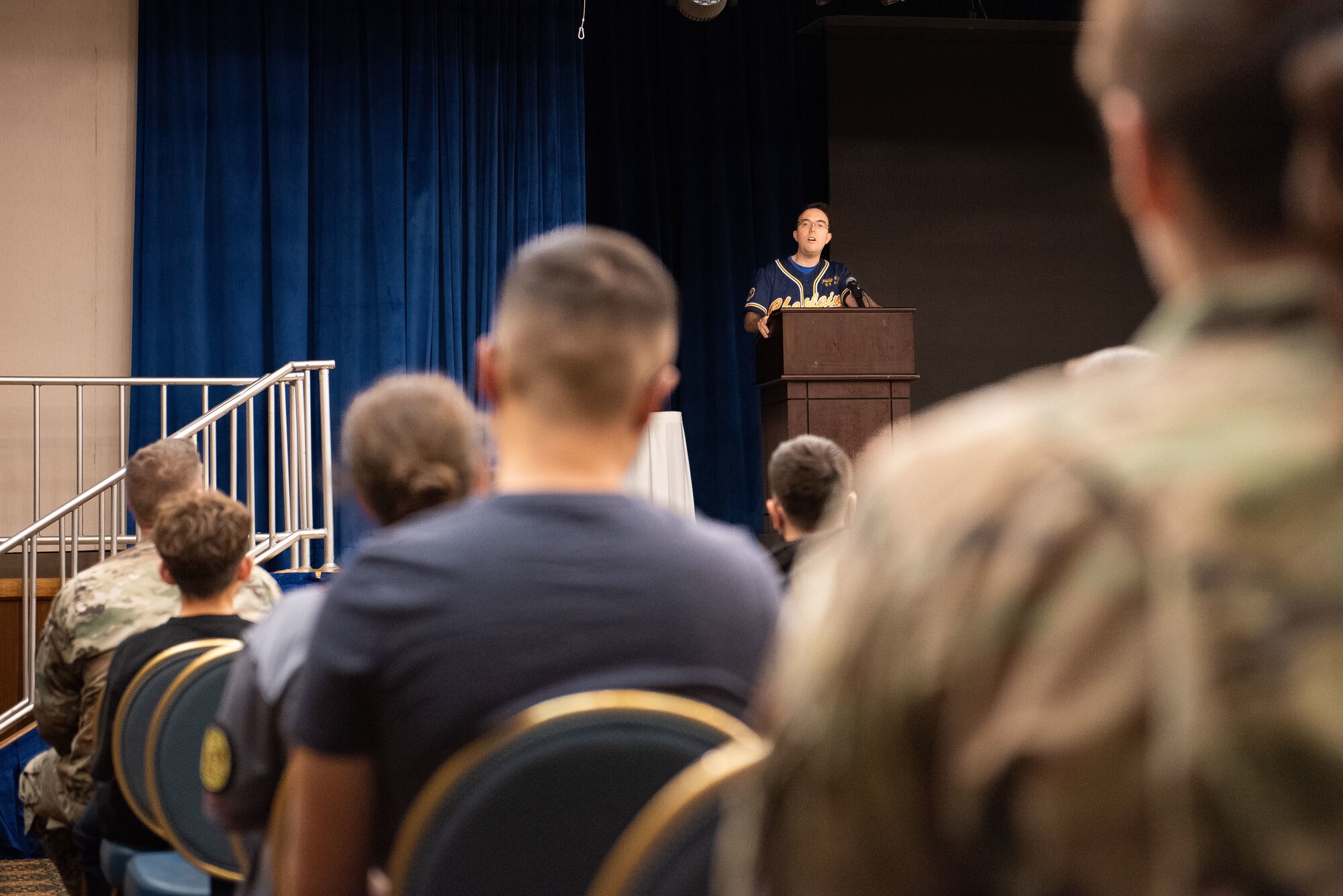 Photo of U.S. Servicemembers honoring Holocaust victims and survivors