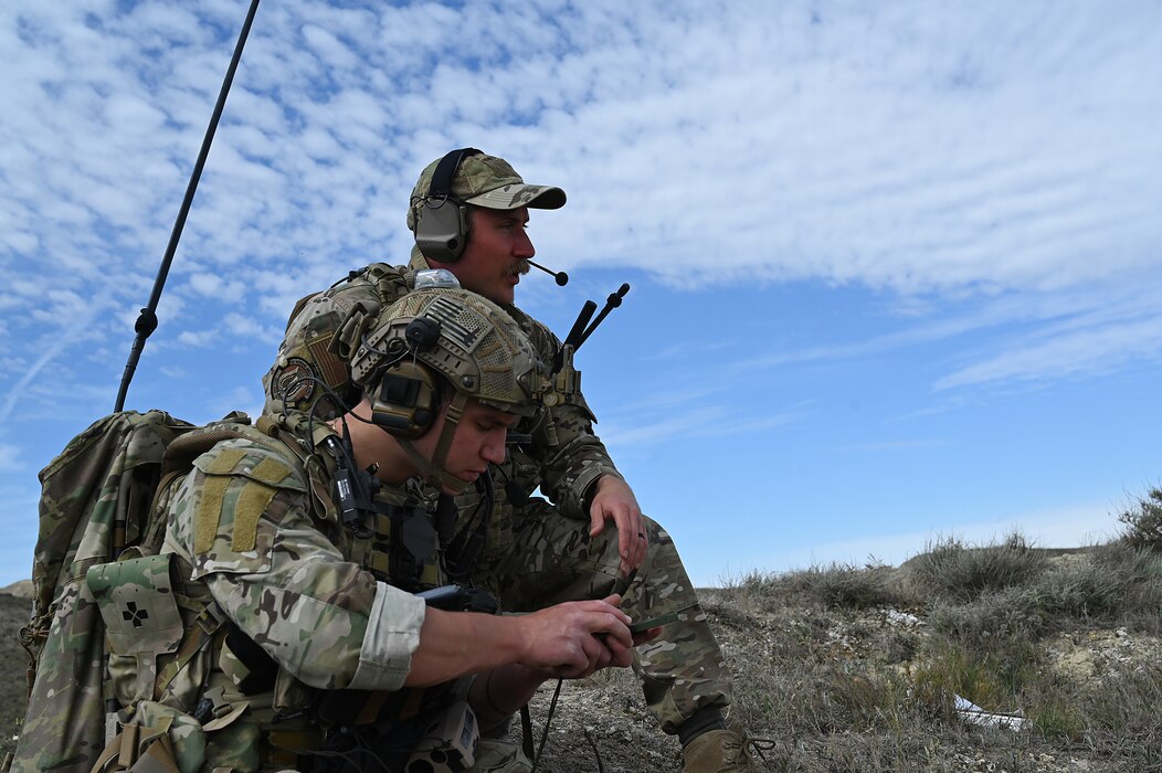 Airmen work together during exercise