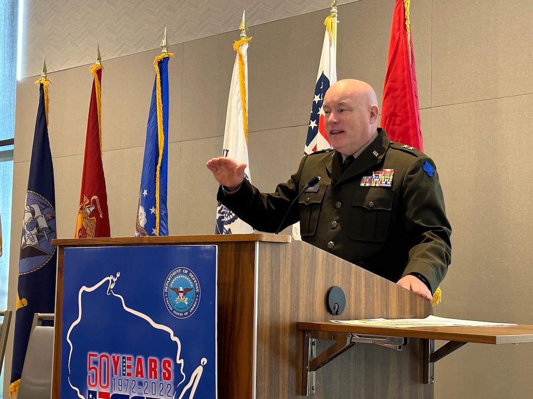 88th Readiness Division commander featured speaker at Milwaukee ESGR breakfast