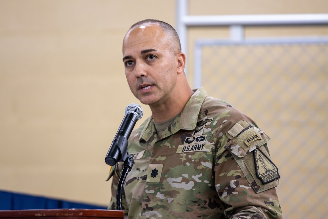 Lt. Col. Jason Mendez, the incoming commander of the Recruiting and Retention Battalion,