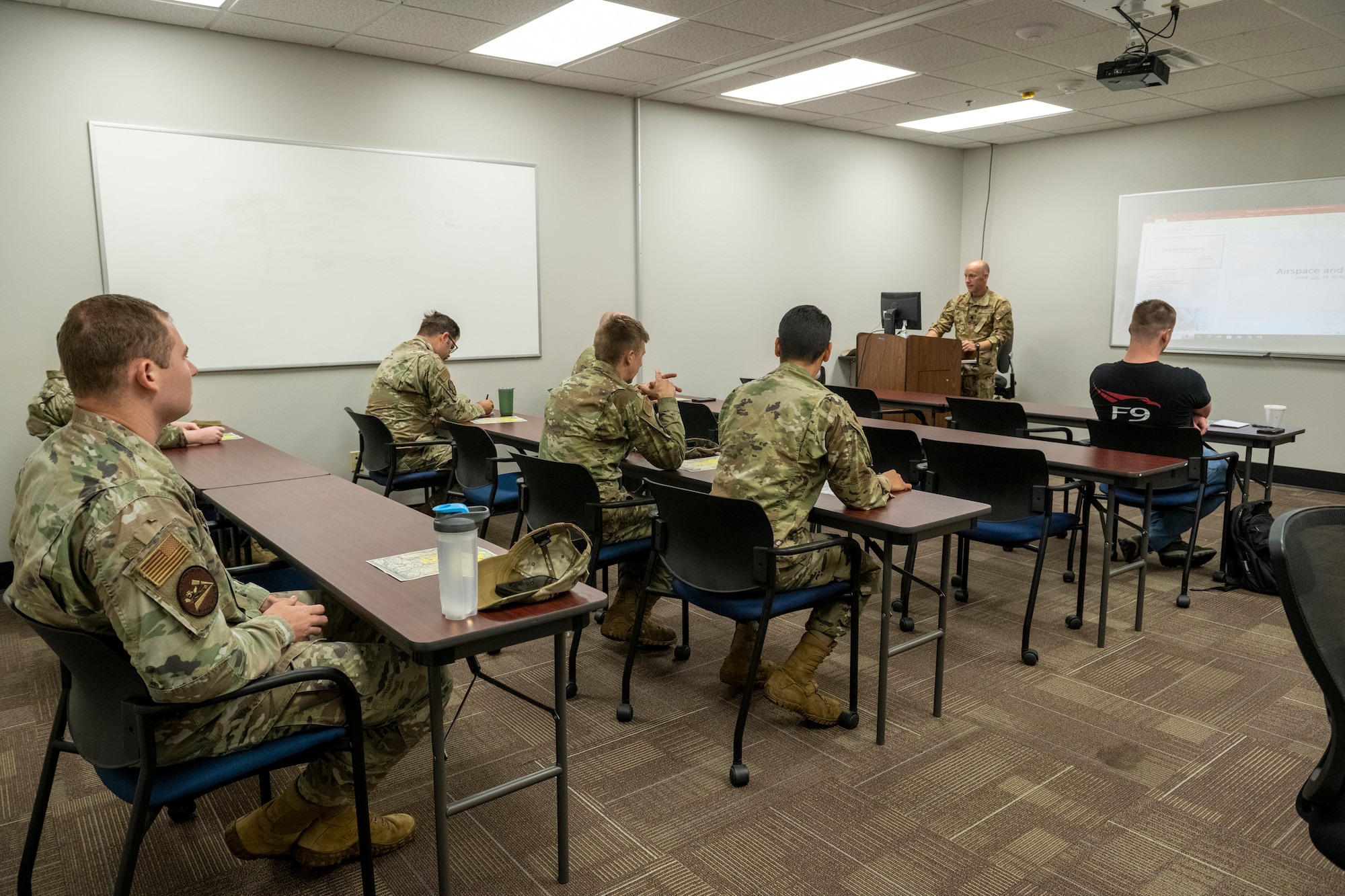 Ground school instructor teaches students