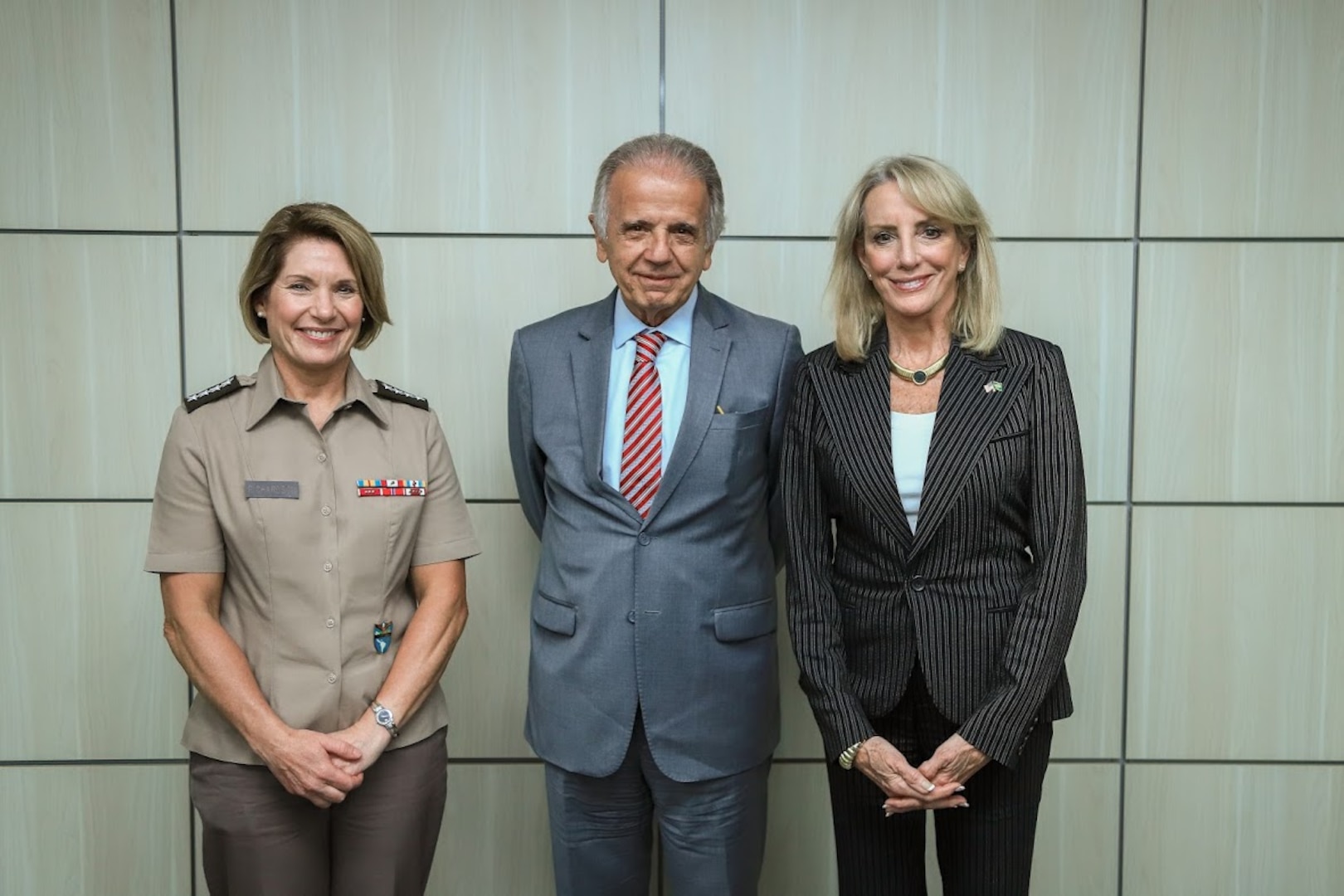 U.S. Army Gen. Laura Richardson, commander of U.S. Southern Command (left), U.S. Ambassador to Brazil Elizabeth Frawley Bagley, and Brazilian Minister of Defense Jóse Múcio Monteiro pose for a photo.