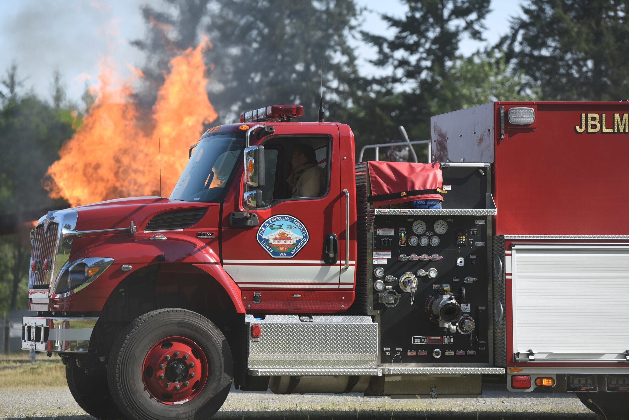 The MARE tested JBLM’s response to a simulated aircraft crash and ability to collaborate with other first responders and service members on base. (U.S. Air Force photo by Airman 1st Class Kylee Tyus)