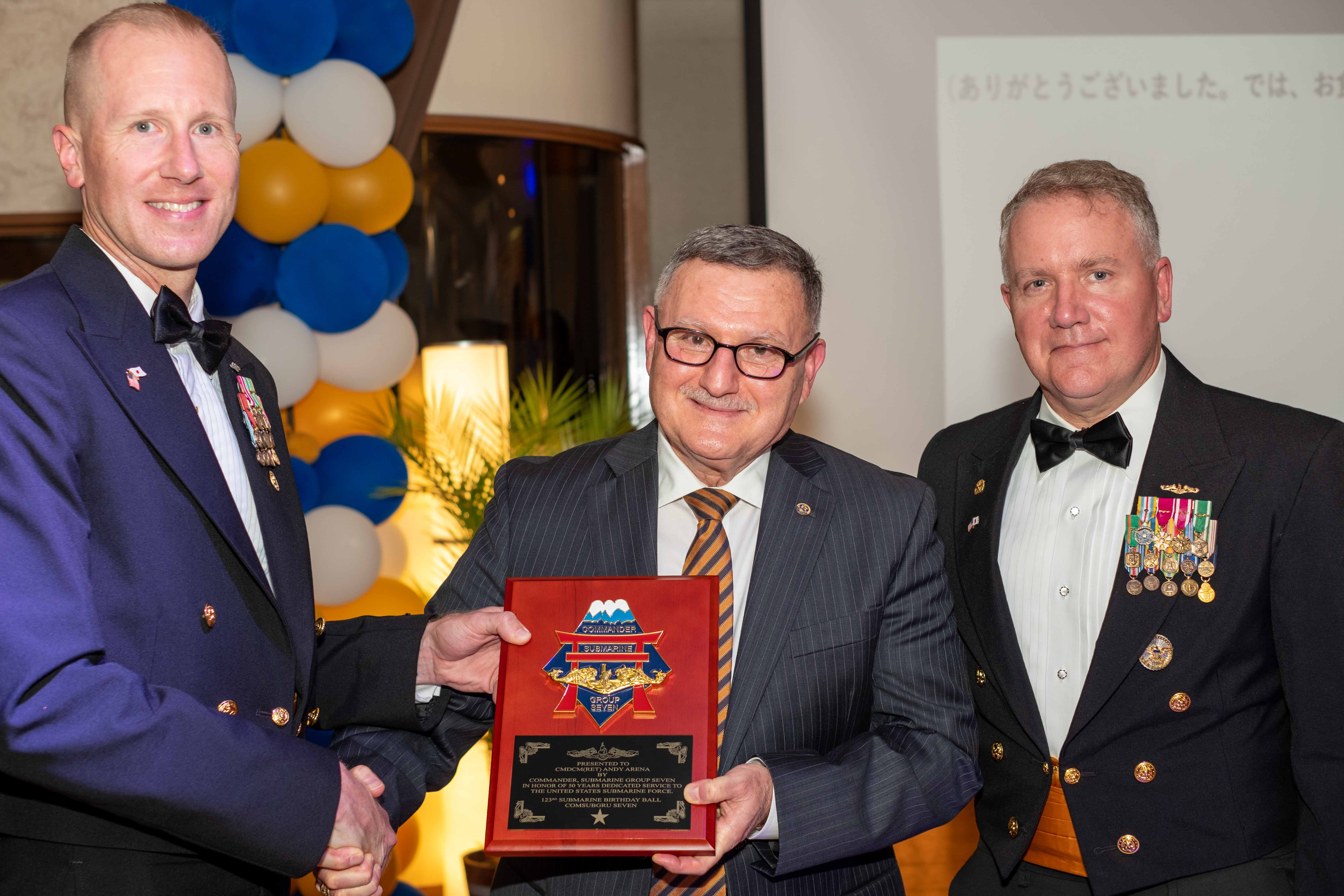 E-MU Car naval カーニバル E-MU Car naval カーニバル