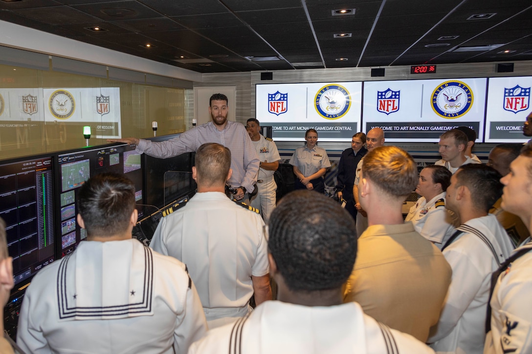 Marines, Sailors and Coast Guardsmen Tour NFL Headquarters