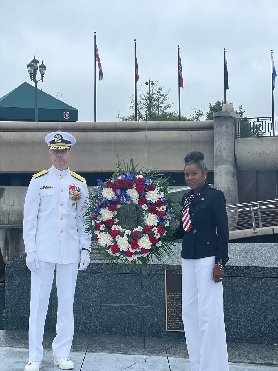 Rear Adm. Michael Steffen, Commander, Navy Reserve Forces Command, returned to his hometown to serve as the keynote speaker at the National D-Day Memorial’s observance event for Memorial Day, May 29, where hundreds of people gathered to honor and remember the men and women who died while serving in the U.S. military.