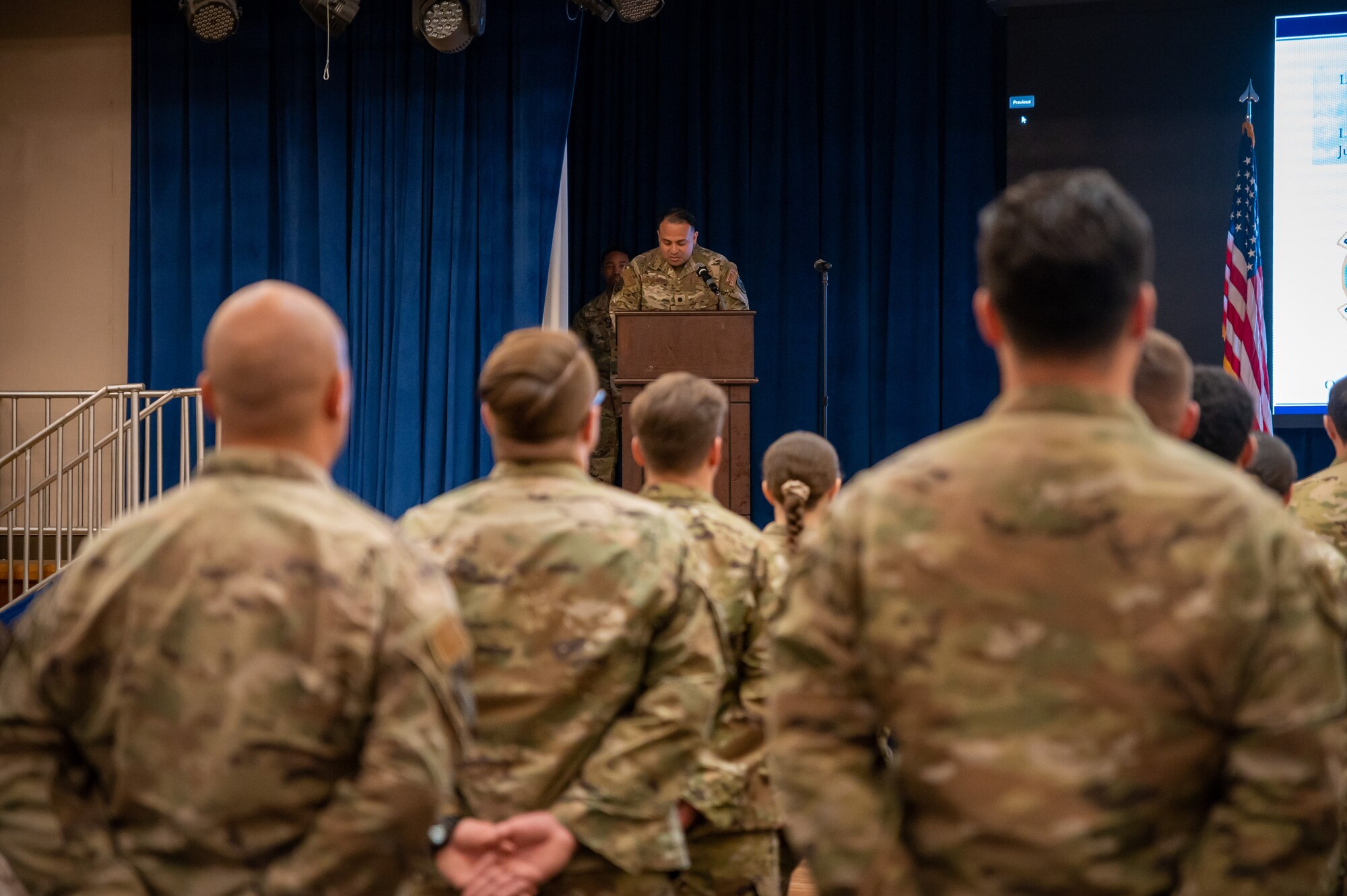 photo of airmen