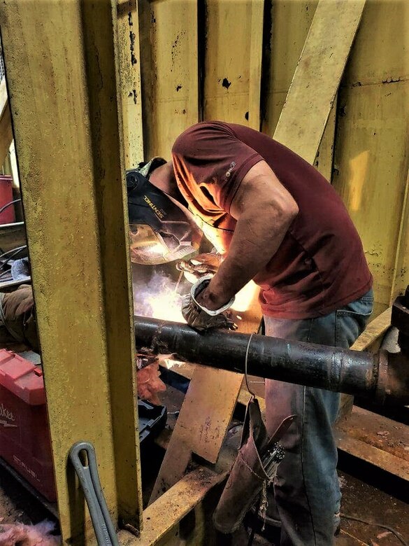 Congratulations to Metals Unit Welder/Fitter Leaderman, Mr. Joey Cabay, on his Employee of the Month recognition for the month of February!
On top of the responsibilities handled by a Welder, Metal Worker, and Fitter, Cabay regularly takes on much more than what is asked of him.