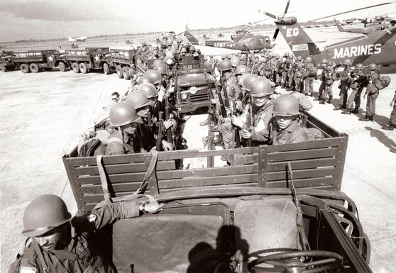 Honduran soldiers, the first troops of the Inter-American Peace Force, arrive to assume peacekeeping duties in the Dominican Republic, 1965. (Source: U.S. Information Agency, NARA)