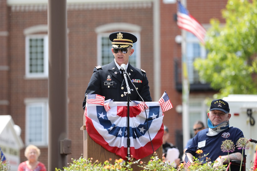 Lt. Col. Brian Dunn, Assistant Chief of Staff G-1, 85th U.S. Army Reserve Support Command, gives a keynote speech during the Village of Rolling Meadows Memorial Day Ceremony to remember fallen servicemembers and honor Gold Star Families, May 27, 2023, in Rolling Meadows, Illinois.