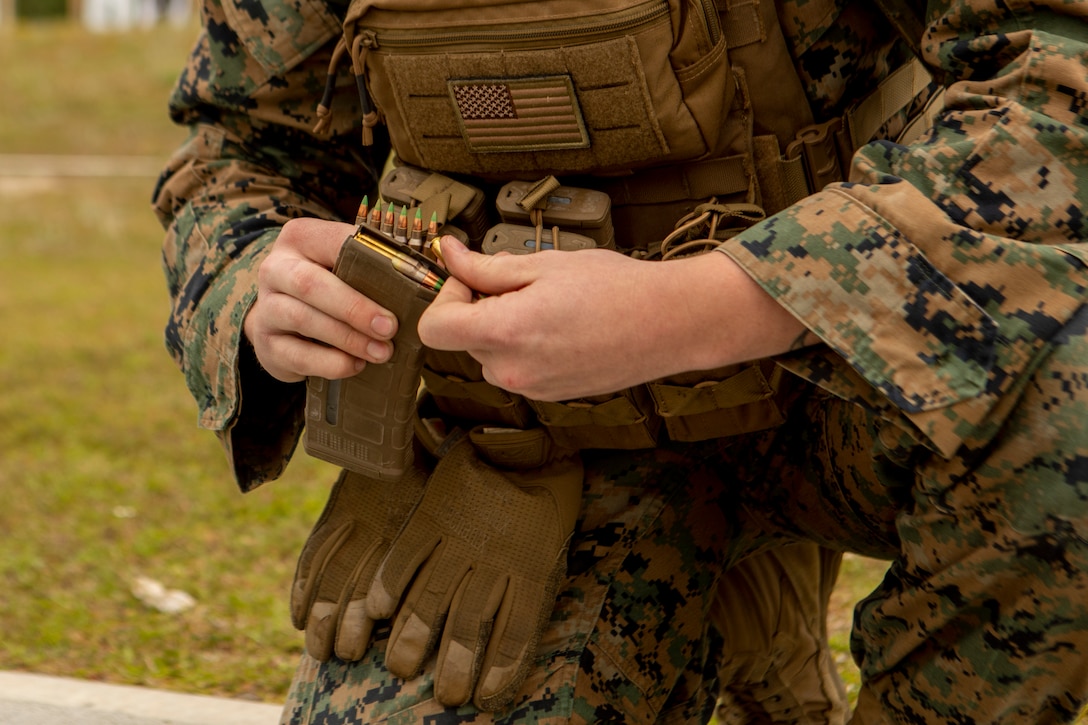 4th Light Armored Reconnaissance Battalion Annual Rifle Qualifications