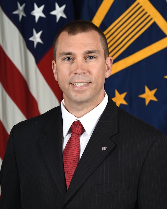 Derek Tournear Bio photo