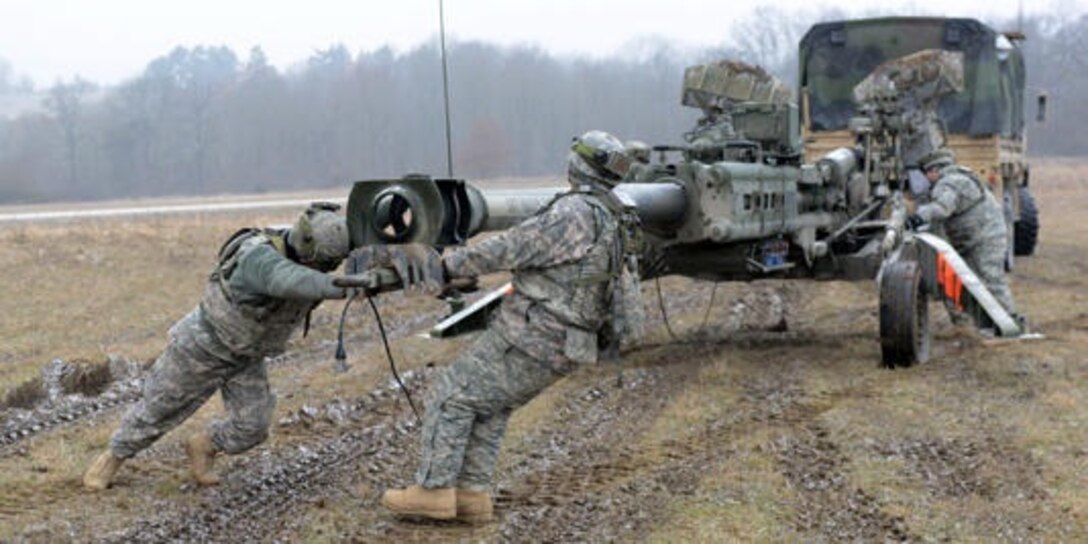 image of towed M777 howitzer